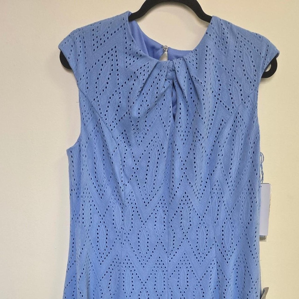 Blue sleeveless casual/work dress from London times. perfect work summer dress
